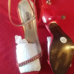 Strappy used Dumonds